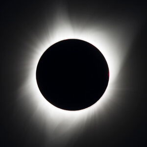 ߣsirƵ astronomer leads effort to unlock Sun’s secrets during eclipse